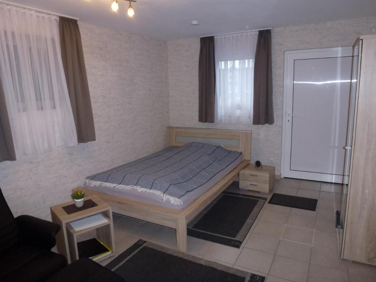 Ferienwohnung Erpel Olpe Bagian luar foto