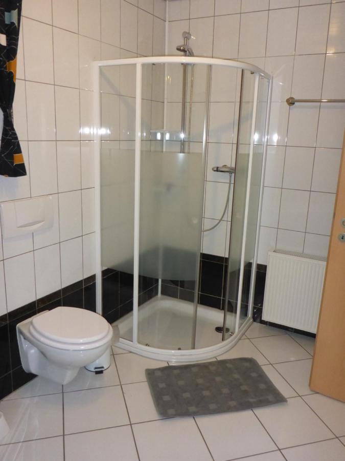 Ferienwohnung Erpel Olpe Bagian luar foto